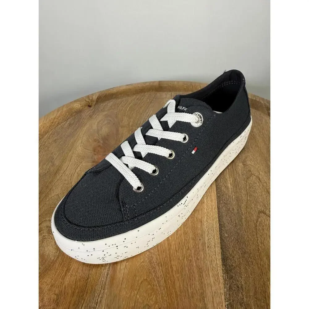 Tommy Hilfiger Women’s Glitter Platform Sneakers Desert Sky EU 37 / US 6.5 NWB